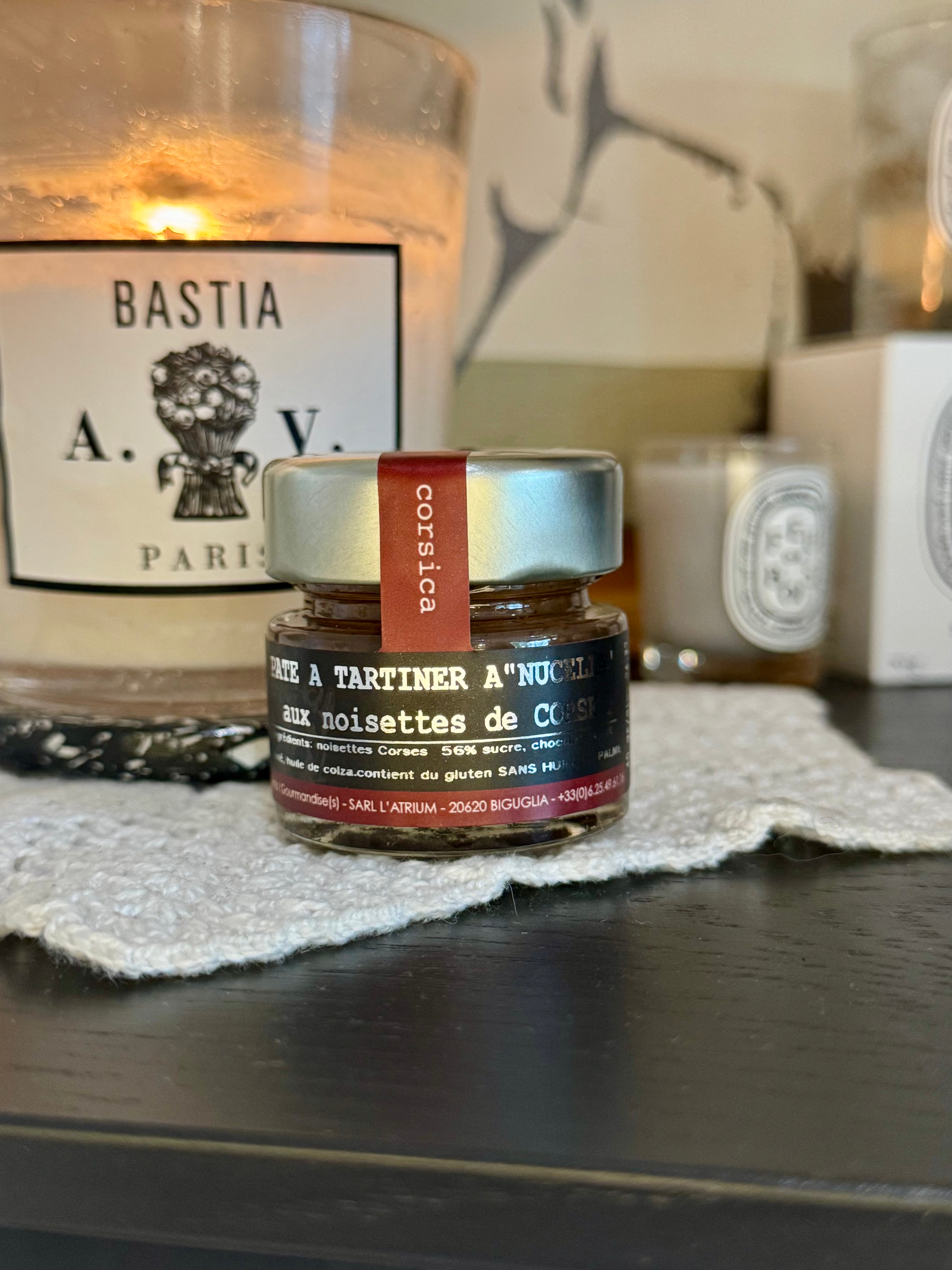 [A NUCELLA] NOISETTES DE CERVIONE CHOCOLAT AU LAIT